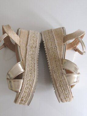 Wedge espadrille platform womens shoes size 6 or 6.5 Gold tone BKS Brand Lke new
